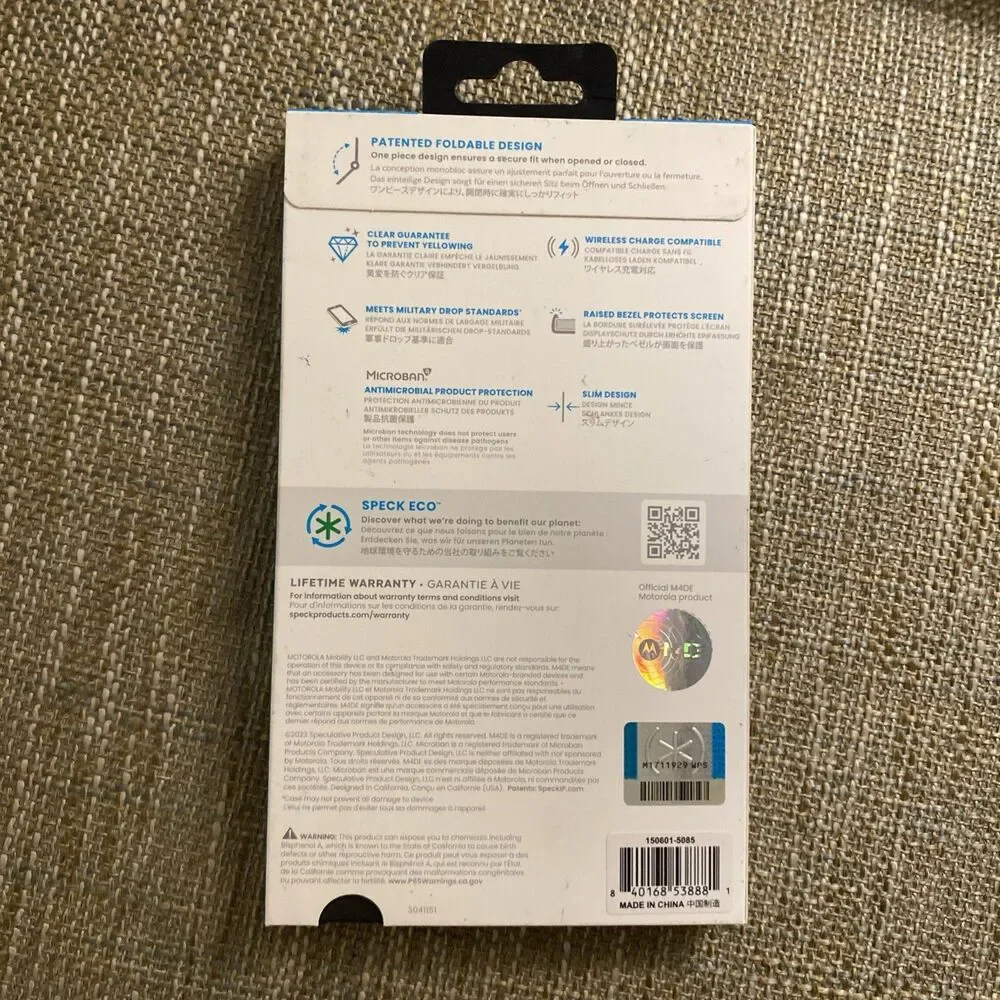 NEW SPECK Presidio Perfect-Clear Fold Case for Motorola RAZR 2024 - Clear